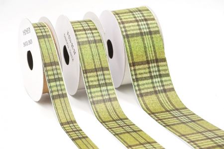 Lebhaftes grünes Karoband_AI